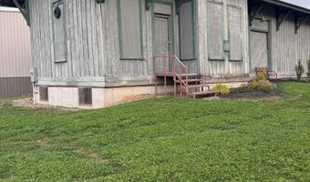 103 W Rochester St, Akron, IN 46910
