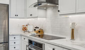2110 Clement Ave, Alameda, CA 94501