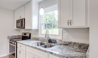 138 Springhill Dr, Bardstown, KY 40004