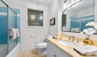 3483 Ala Hinalo St, Honolulu, HI 96818