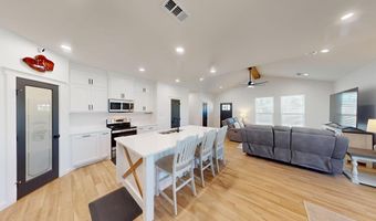 1100 NW 1st St, Andrews, TX 79714