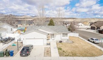 304 Rolling Hills Dr, Elko, NV 89801