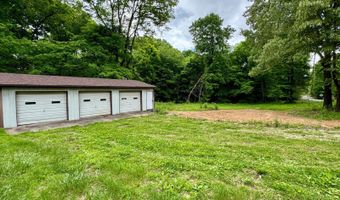 4666 S Pine Ridge Rd, Birdseye, IN 47513