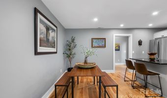 11 Upland Rd, Asheville, NC 28804