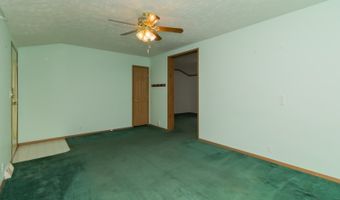 8254 NE 50th Ave, Altoona, IA 50009