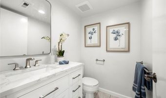 6923 E Shorecrest Dr, Anaheim, CA 92807