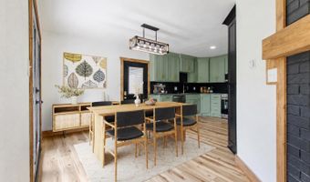 162 Oak Grove Rd, Austin, AR 72007