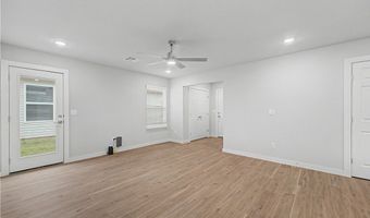 6500 6502 Kathleen St, Bentonville, AR 72713