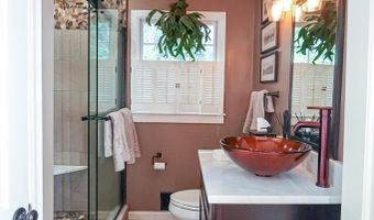 205 Valley Dr, Americus, GA 31709