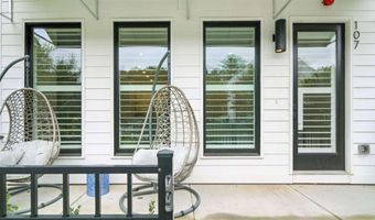 107 Pearl, Woodstock, GA 30188
