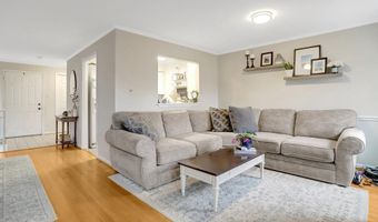 2101 N ROLFE St C, Arlington, VA 22209