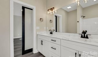 31 Elkwood Ave, Asheville, NC 28804