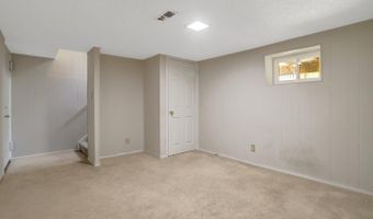 4810 29TH St S #A2, Arlington, VA 22206