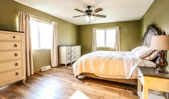 1524 N Harrison St, Aberdeen, SD 57401