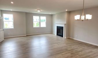 821 York, Acworth, GA 30102
