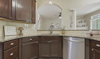 1748 Town Home Dr, Apex, NC 27502