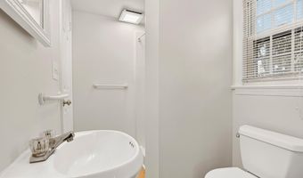 5625 OGDEN Rd, Bethesda, MD 20816
