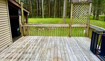 84 Tanglewood Dr, Albrightsville, PA 18210