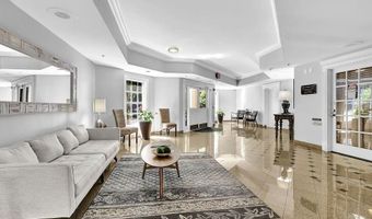 1 Biscayne Dr NW 304, Atlanta, GA 30309