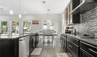 3200 PINENUT Dr, Apopka, FL 32712