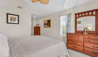 335 Engleside Ave, Beach Haven, NJ 08008