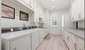 685 Raymond Rd, Arapahoe, NC 28510