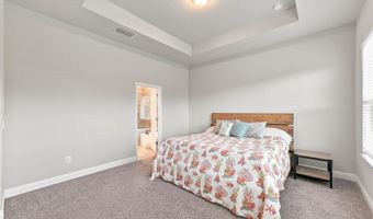 5335 SILVER SUN Dr, Apollo Beach, FL 33572