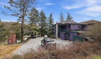 144 W MAIN St, Adamstown, PA 19501