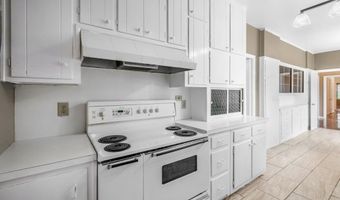 757 Old Ivy Rd NE, Atlanta, GA 30342