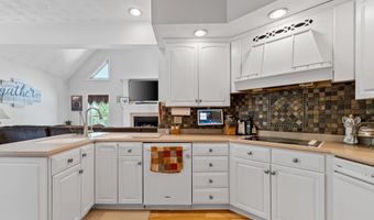 43 Hickory Dr, Barboursville, WV 25504