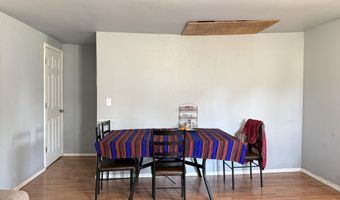 134 W Lee St, Aurora, MO 65605