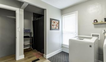 334 W 9th St, Auburn, IN 46706