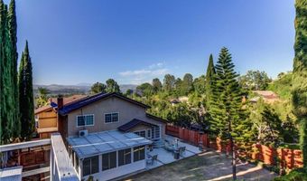 5824 E Camino Pinzon, Anaheim, CA 92807