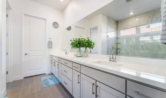 6 Barrio Alto Ct, Henderson, NV 89011