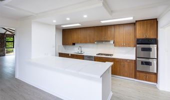 295 Poipu Dr, Honolulu, HI 96825