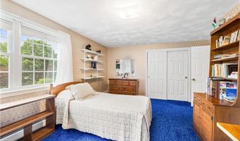 1 Edelweiss Ave, Lincoln, RI 02865