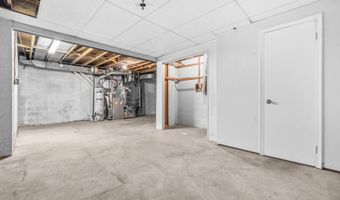 5605 ALTA VISTA Rd, Bethesda, MD 20817