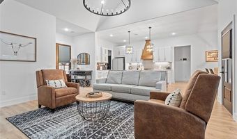 1013 Prairie View Rd, Ardmore, OK 73401