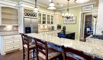 217 Meadowlands Dr, Brandon, MS 39047