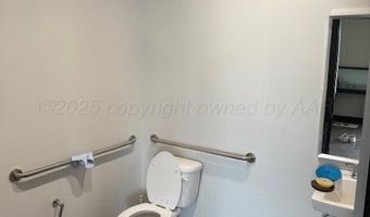 5208 S Western St 300, Amarillo, TX 79109