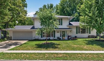 1094 Lowell Dr, Apple Valley, MN 55124