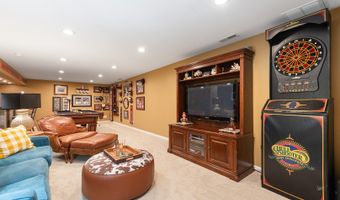 1860 Haverford Dr, Algonquin, IL 60102
