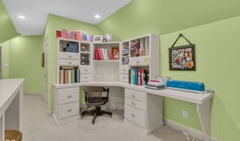 5874 Shallow Water Ln, Bargersville, IN 46106