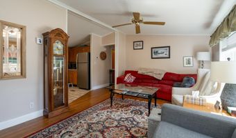 8 Lilac Ln, Belmont, NH 03220