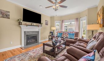 37 September Ln 37, Beacon Falls, CT 06403