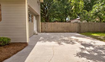 213 N Cleveland Ave, Adel, GA 31620