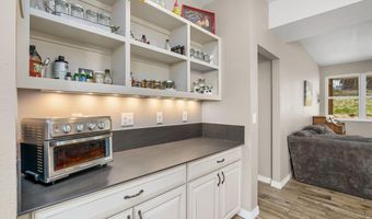 2051 Stove Prairie Rd, Bellvue, CO 80512