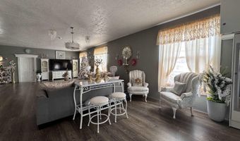 1221 Overland Ave, Burley, ID 83318