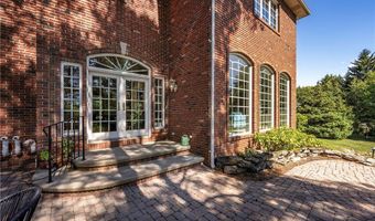 85 Galileo Dr, Amherst, NY 14221