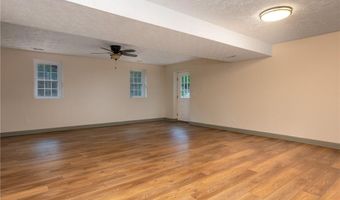 3611 Cyrus Creek Rd, Barboursville, WV 25504